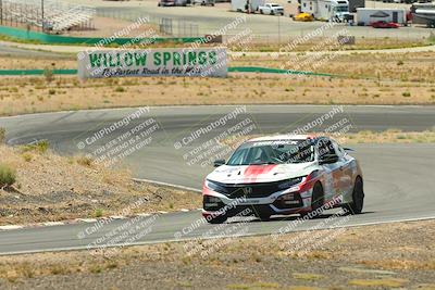 media/May-31-2025-CalClub SCCA (Sat) [[2c1a04e1ee]]/Qualifying/Group 2/Turn 4/
